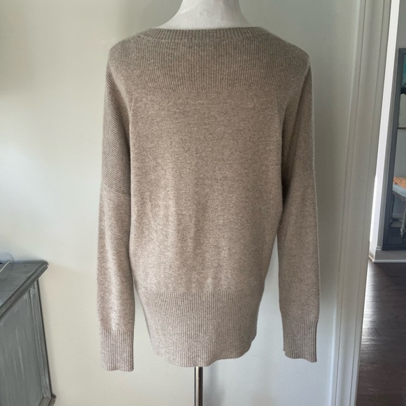 REPEAT CASHMERE 2-POCKET OVERSIZED SWEATER - Picture 7 of 13